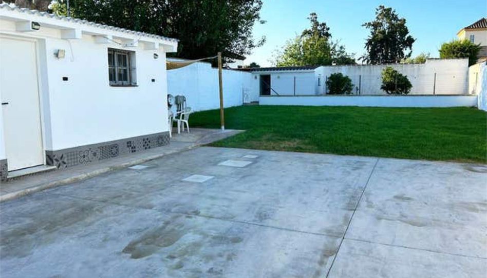Detached homes for rent in Los Franceses – La Vega, Chiclana de la Frontera - image 1 Photo 1 of Detached homes for rent in Los Franceses – La Vega, Chiclana de la Frontera
