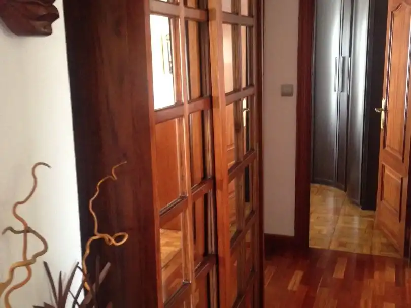 Room in Calle Colombia, 4, Cuatro Caminos Room in Calle Colombia, 4, Cuatro Caminos