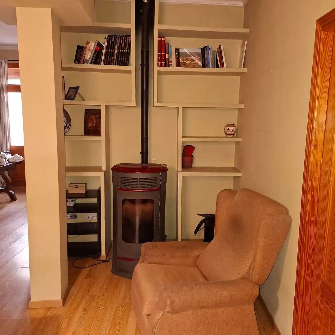 Flat for sale in Calle Marquesa de Zenete, 71, Ayora Flat for sale in Ayora with Heating, Terrace and Storage room