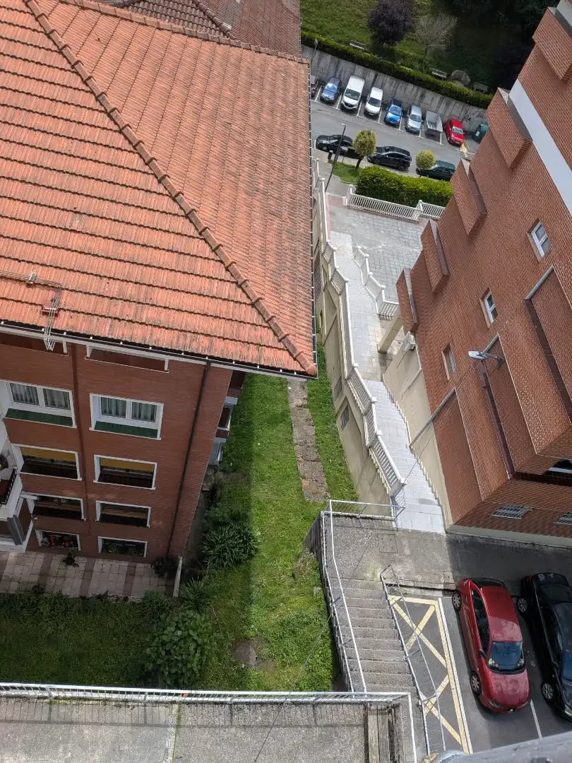 Piso en venta en Santo Domingo Kalea, 28, Balmaseda Vista exterior de Piso en venta en Balmaseda con Calefacción, Trastero y Amueblado