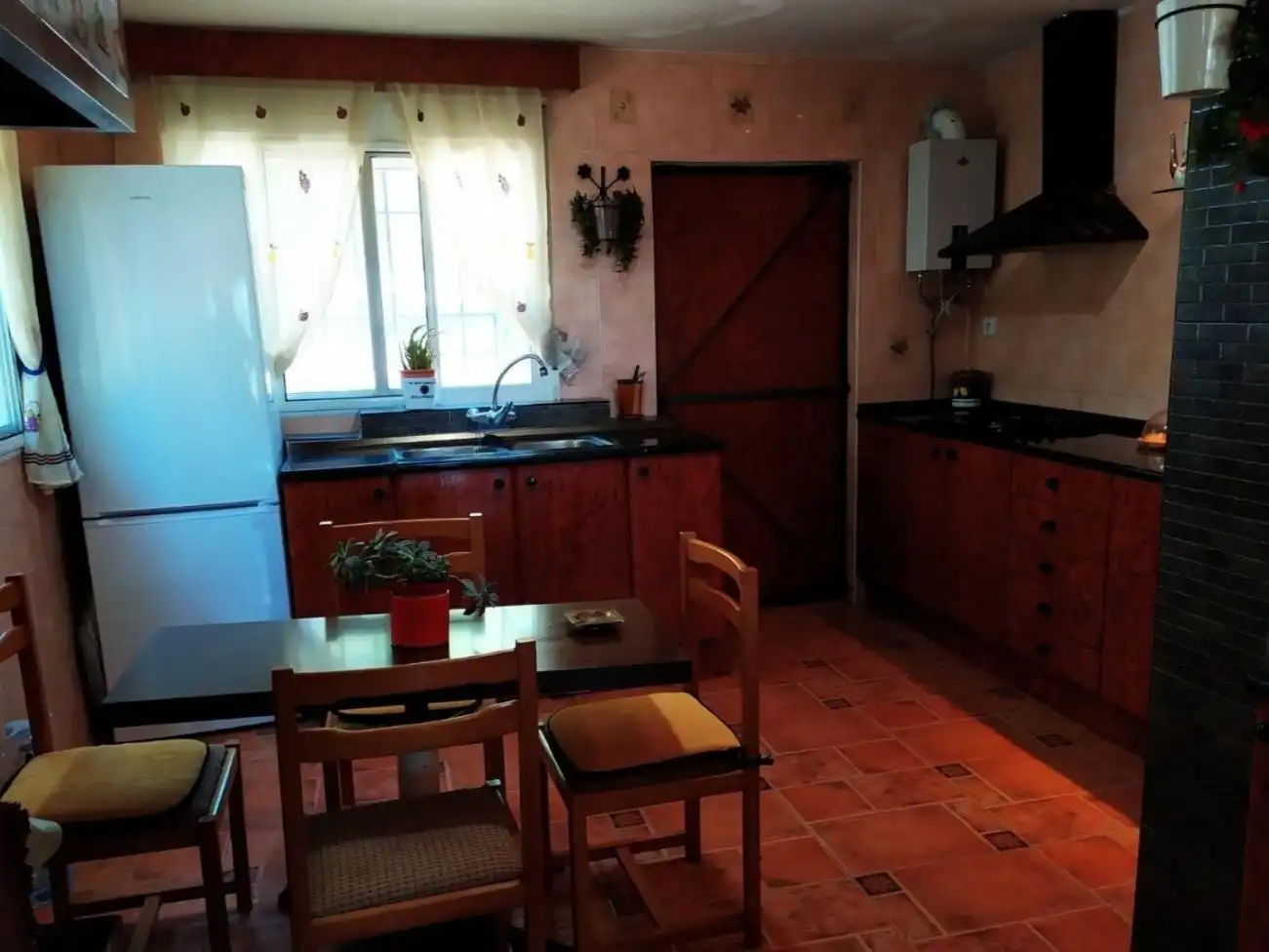 Casa o chalet en venta en Camino Andilla, 8, Andilla Cocina de Casa o chalet en venta en Andilla con Calefacción, Jardín privado y Terraza
