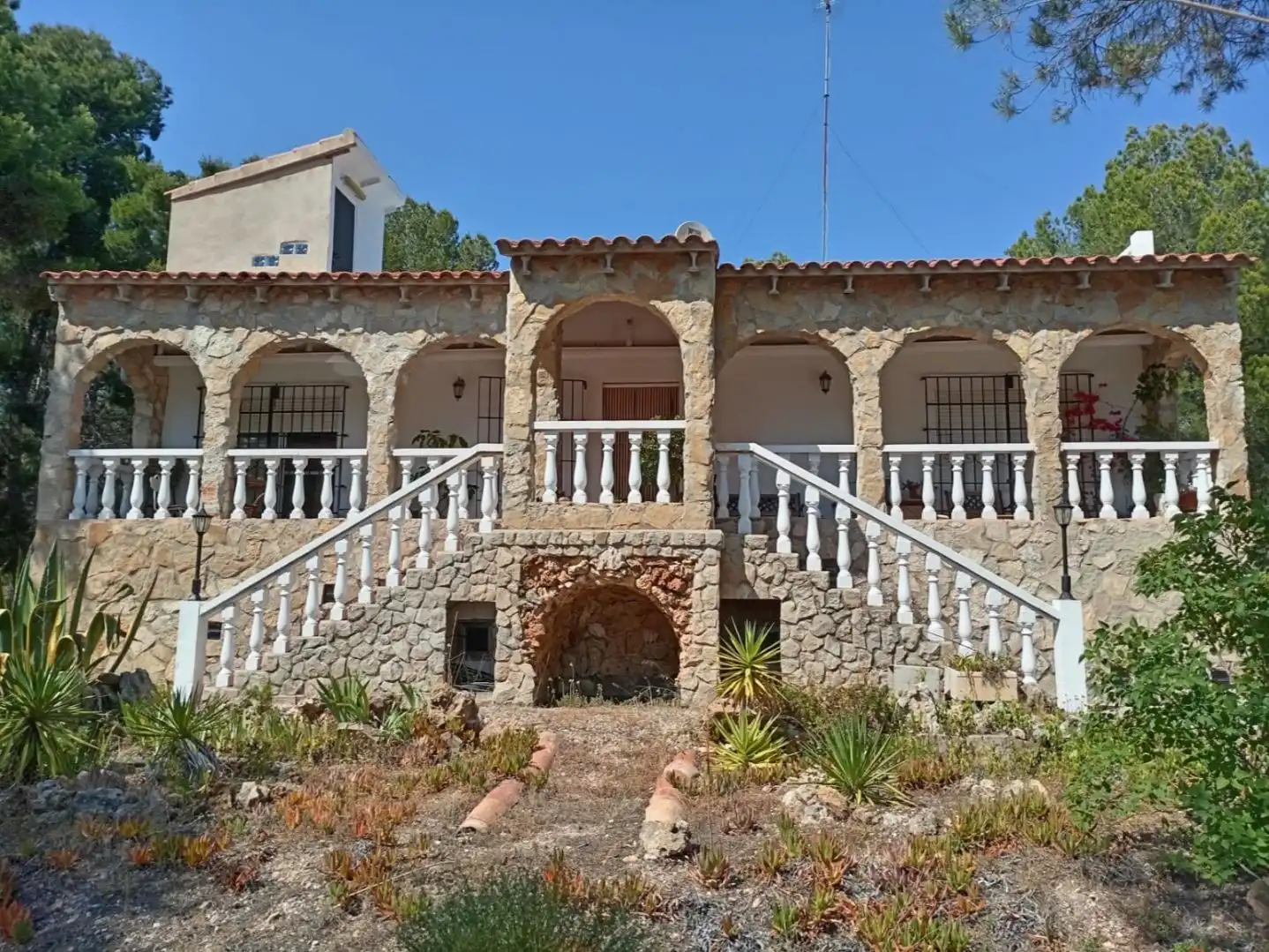 Casa o chalet en venta en Camino Andilla, 8, Andilla Vista exterior de Casa o chalet en venta en Andilla con Calefacción, Jardín privado y Terraza