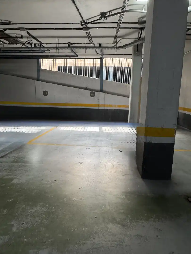 Pis de lloguer a Avenida de la Buhaira, 18, La Calzada - La Florida