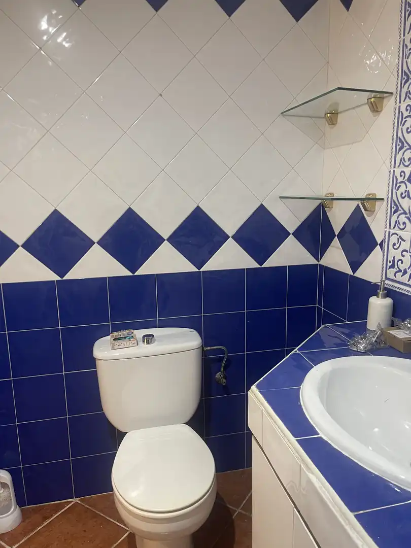 Zimmer in Calle del Doctor Gómez Ulla, 33, Prosperidad - Delicias Badezimmer von Wohnung zur untervermieten in Salamanca mit Heizung, Parkett und Möbliert