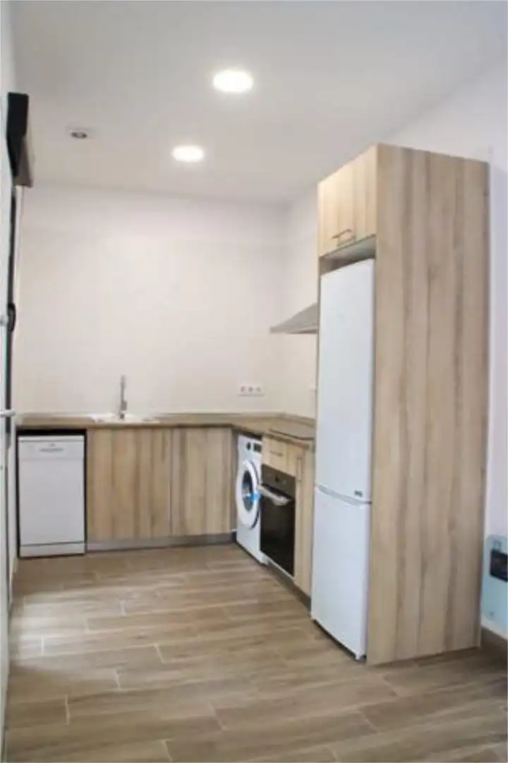 Piso en venta en Casco Histórico de Vallecas Cocina de Piso en venta en Madrid con Amueblado