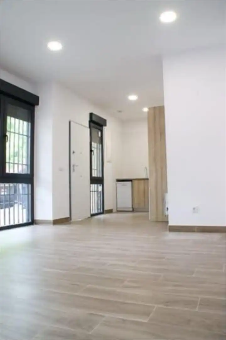 Piso en venta en Casco Histórico de Vallecas Piso en venta en Madrid con Amueblado