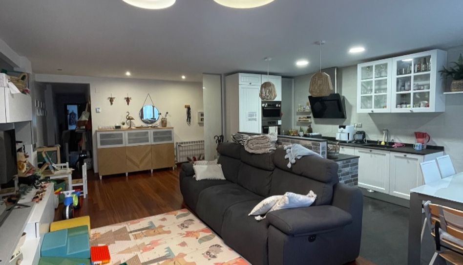 Piso en venta en Elizburu Kalea, 46, Elorrio, Bizkaia - imagen 1 Foto 1 de Piso en venta en Elizburu Kalea, 46, Elorrio, Bizkaia
