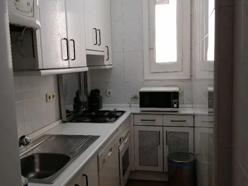 Flat for rent in Calle de Rodríguez San Pedro, 32, Arapiles Kitchen of Flat for rent in Madrid Capital with Air Conditioner