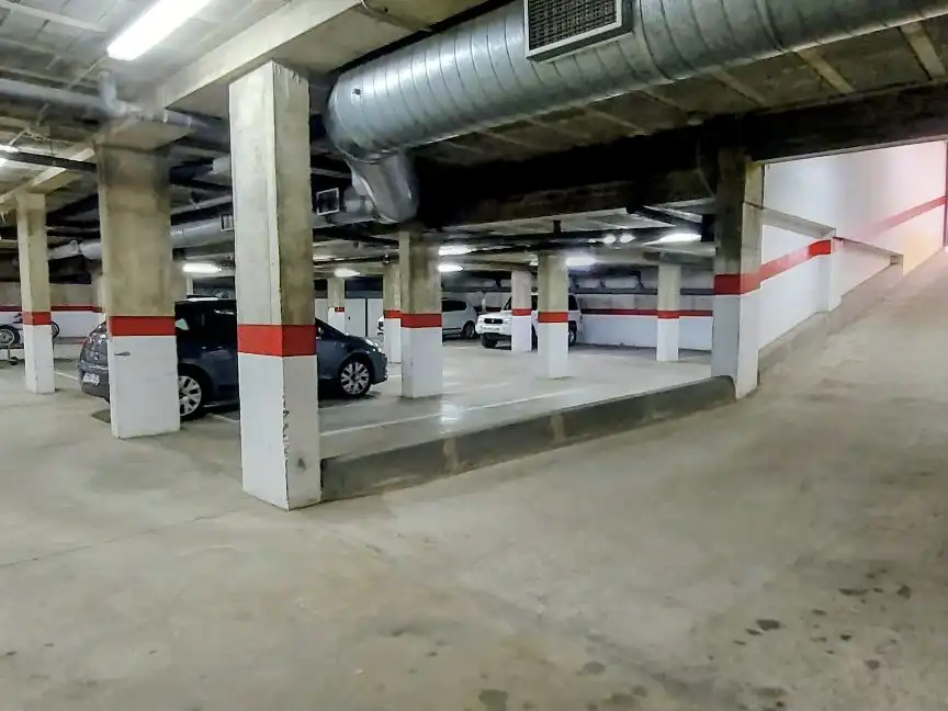 Parkplatz von Wohnung zum Verkauf in Grajera mit Heizung, Möbliert und Balkon