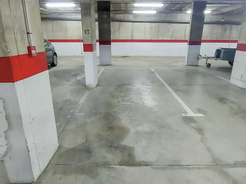 Parkplatz von Wohnung zum Verkauf in Grajera mit Heizung, Möbliert und Balkon