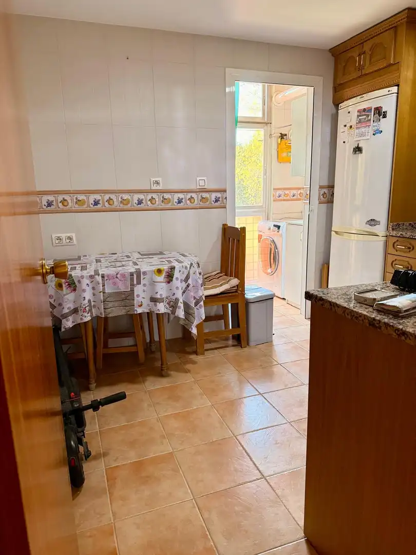 Cocina de Piso en venta en Rivas-Vaciamadrid con Aire acondicionado, Calefacción y Jardín privado