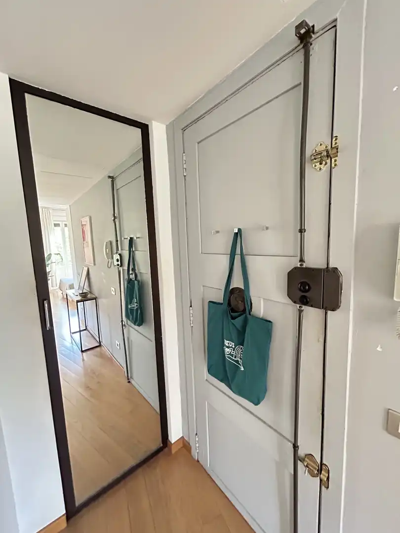 Flat for sale in  Barcelona Capital  with Air Conditioner and Balcony