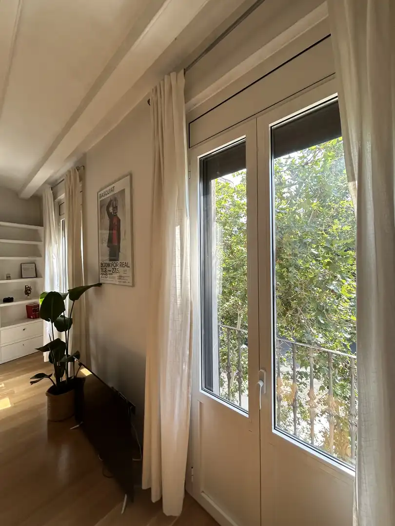 Bedroom of Flat for sale in  Barcelona Capital  with Air Conditioner and Balcony