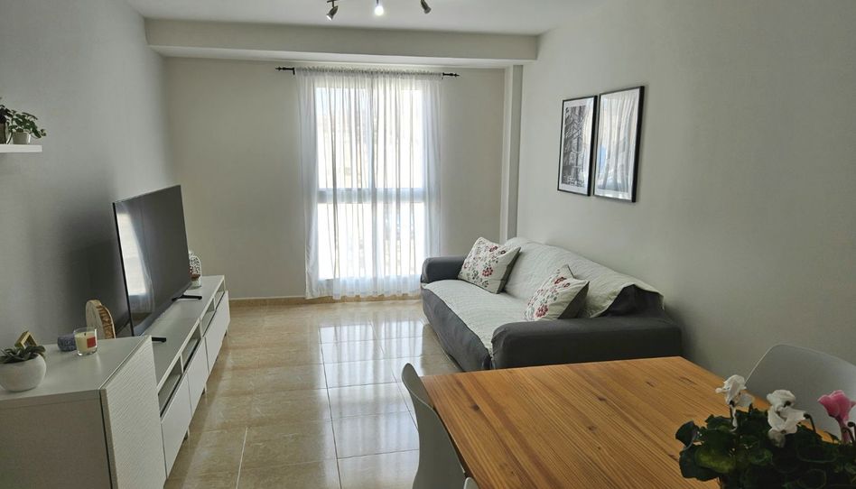 Piso en venta en Calle Julio César, 51, El Goro - Ojos de Garza, Telde - imagen 1 Foto 1 de Piso en venta en Calle Julio César, 51, El Goro - Ojos de Garza, Telde