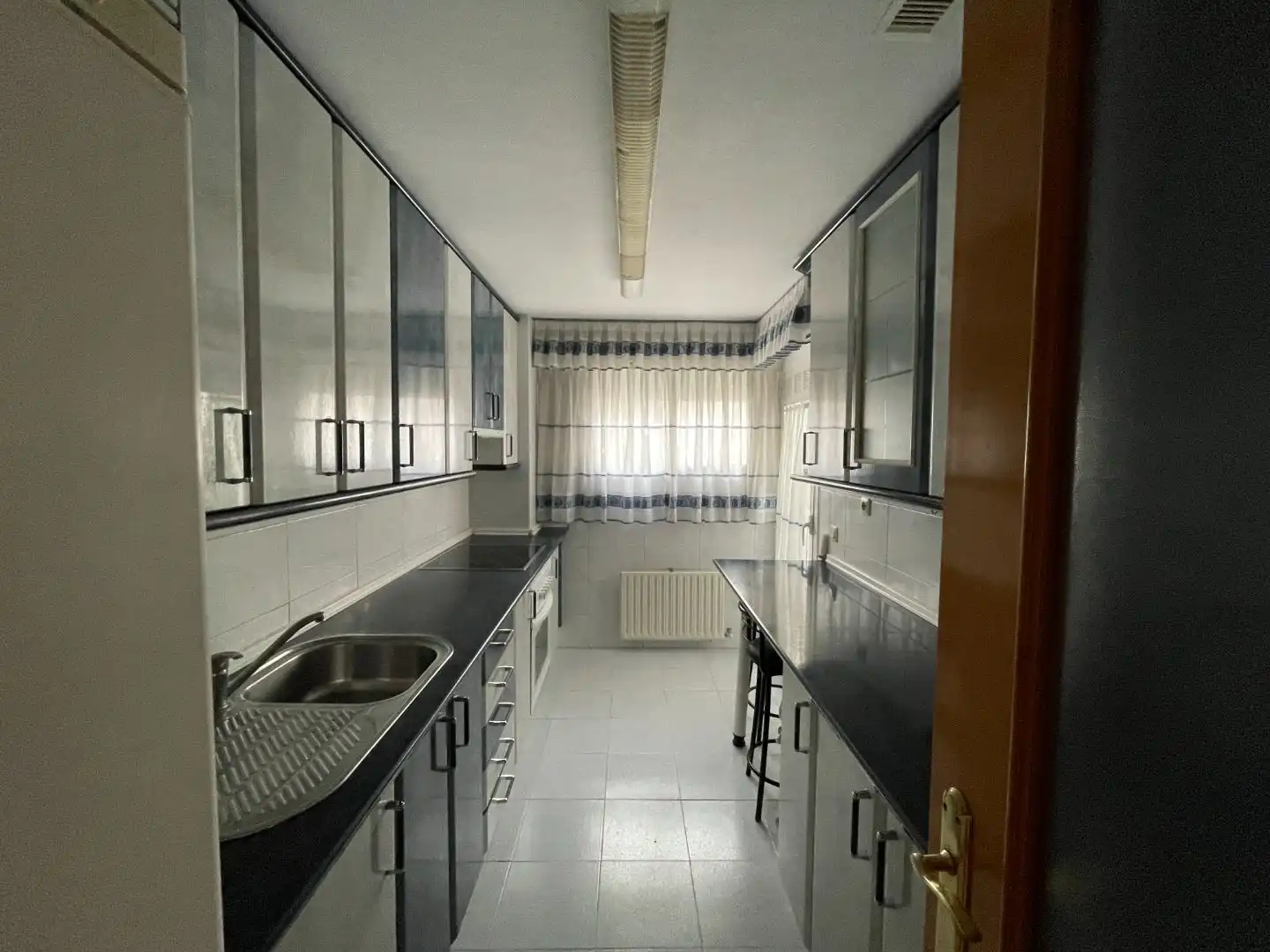 Cocina de Piso de alquiler en Leganés con Calefacción, Parquet y Terraza