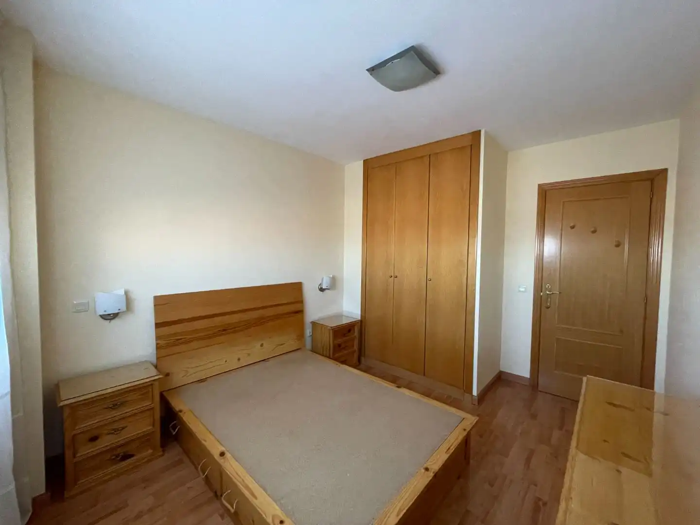 Habitación de Piso de alquiler en Leganés con Calefacción, Parquet y Terraza