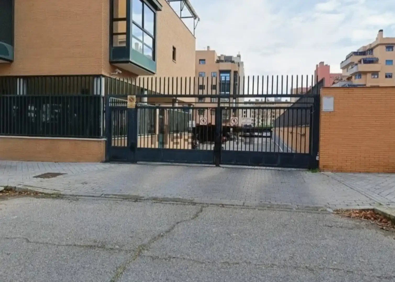 Garaje de alquiler en Calle de los Timbales, 5, Cuatro vientos Parking de Garaje de alquiler en Madrid