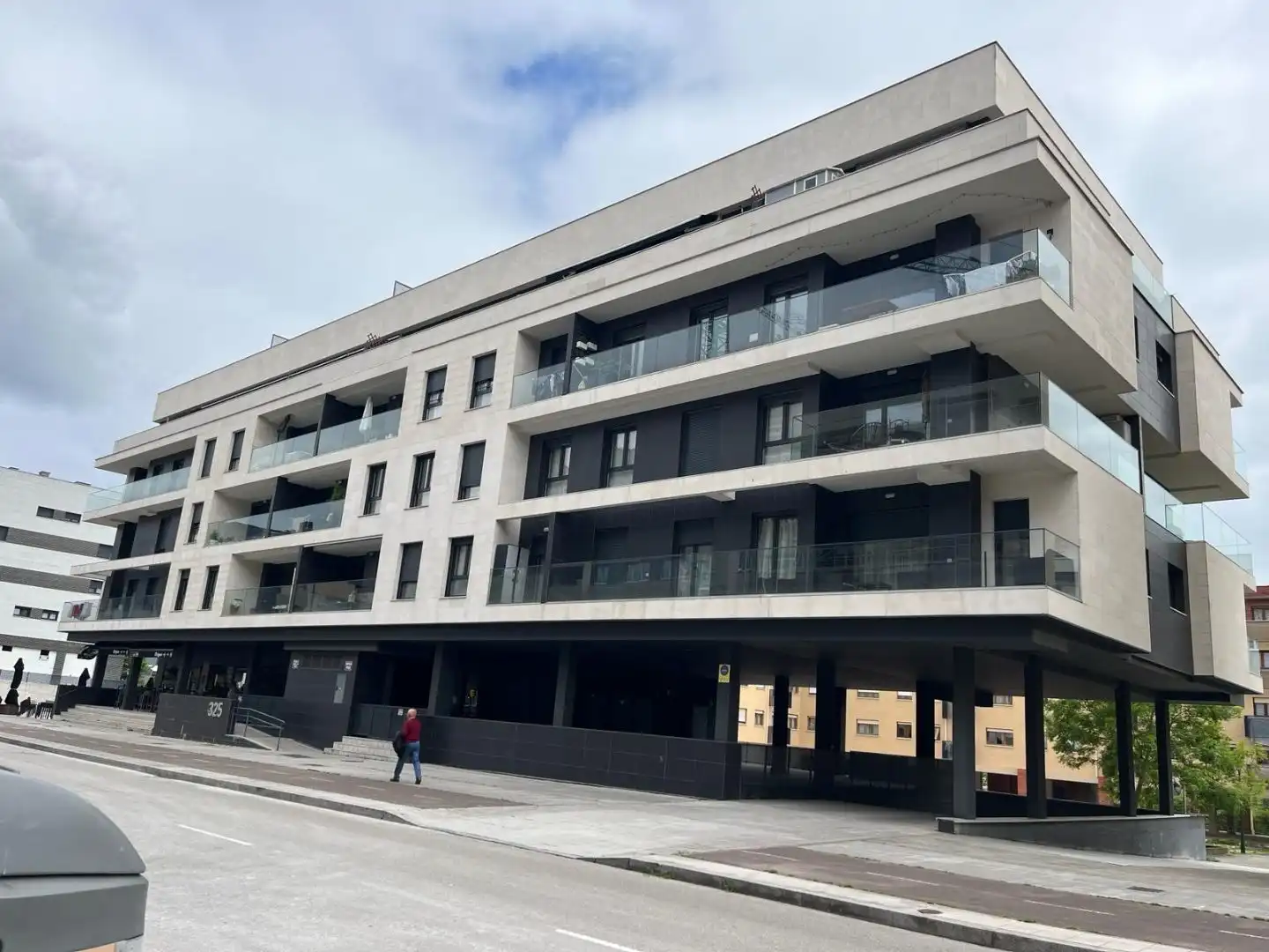 Piso en venta en Calle Jenaro Suárez Prendes, 325, Nuevos Roces Vista exterior de Piso en venta en Gijón con Calefacción, Terraza y Trastero