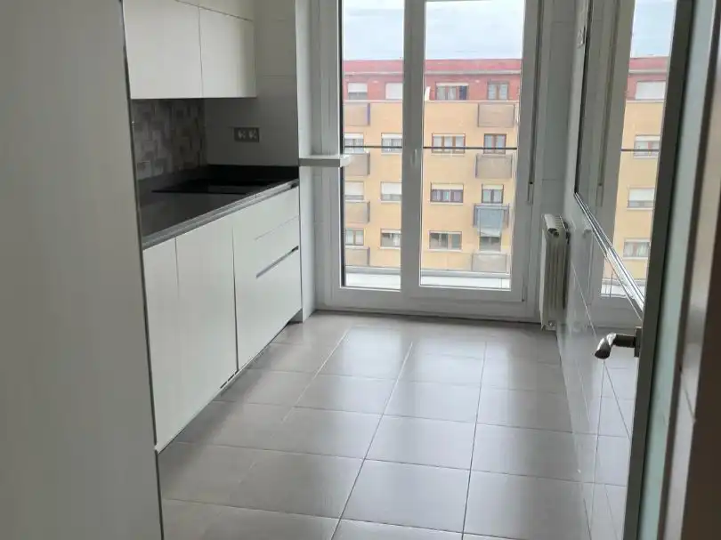 Kitchen of Flat for sale in Gijón   with Heating, Terrace and Storage room