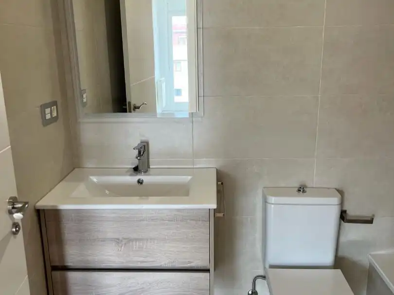Bathroom of Flat for sale in Gijón   with Heating, Terrace and Storage room