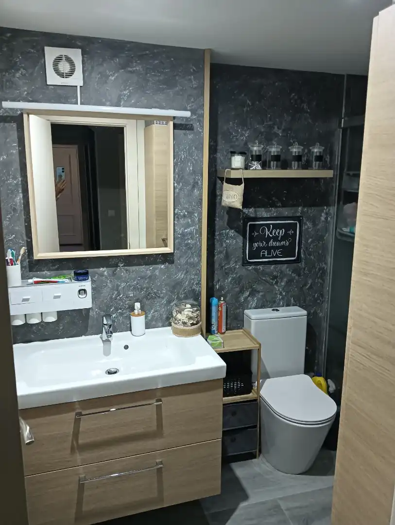 Flat for sale in Avinguda del Fornàs, 5, Valls Bathroom of Flat for sale in Valls with Air Conditioner, Parquet flooring and Furnished