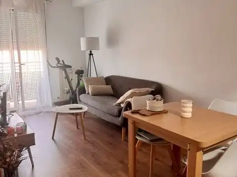 Apartament en venda a Calle Don Quijote, 9, Albacete Capital Sala d'estar de Apartament en venda en Albacete Capital amb Aire condicionat i Balcó