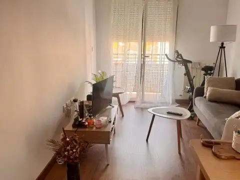 Apartament en venda a Calle Don Quijote, 9, Albacete Capital Sala d'estar de Apartament en venda en Albacete Capital amb Aire condicionat i Balcó