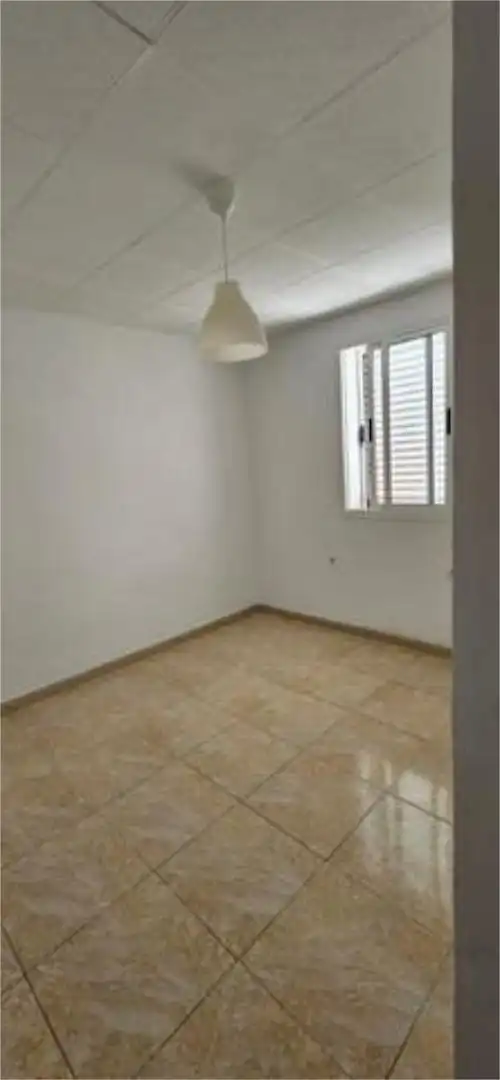 Piso en venta en La Pardilla - San Antonio Habitación de Piso en venta en Telde