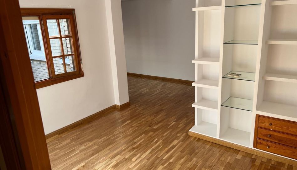Piso en venta en Calle Villaverde, 1, Zona Centro Joven, Alcorcón - imagen 1 Foto 1 de Piso en venta en Calle Villaverde, 1, Zona Centro Joven, Alcorcón