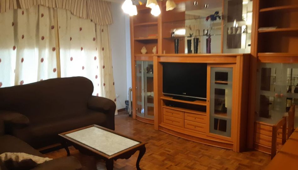 Piso de alquiler en Calle Juan Bravo, 27, Centro, Puertollano - imagen 1 Foto 1 de Piso de alquiler en Calle Juan Bravo, 27, Centro, Puertollano
