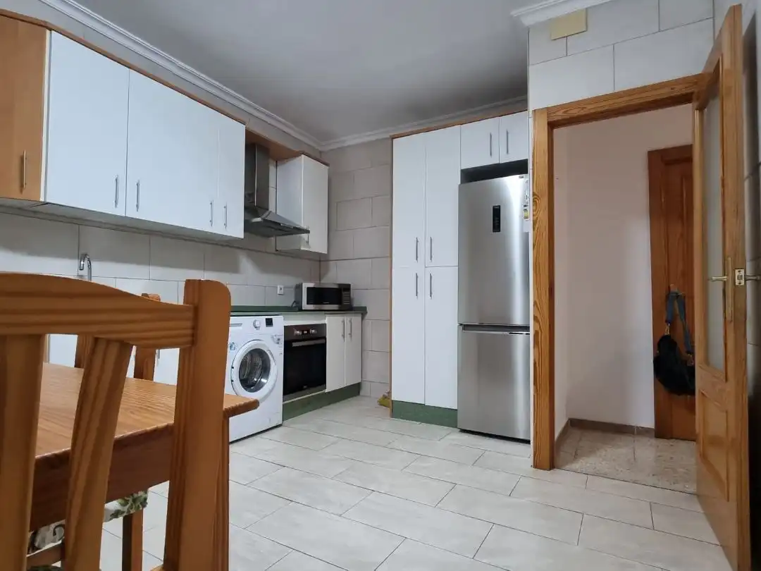 Wohnung zur Miete in Calle San Agustín, 69, Cehegín Küche von Wohnung zur Miete in Cehegín mit Klimaanlage, Heizung und Terrasse