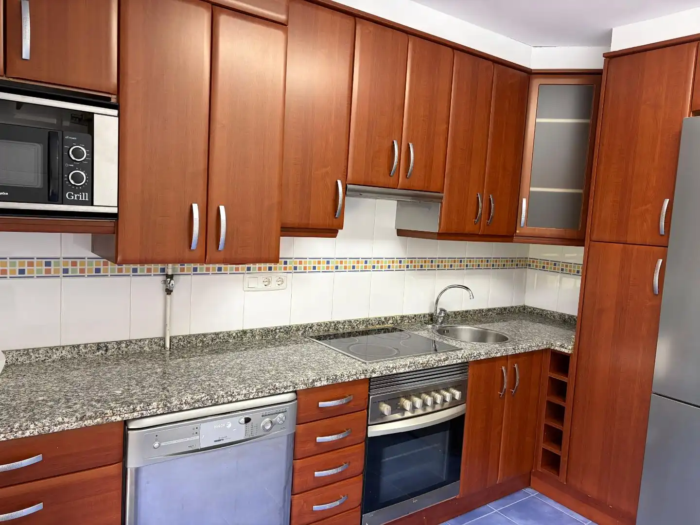 Piso en venta en Calle la Constitución, 13, Grado Cocina de Piso en venta en Grado