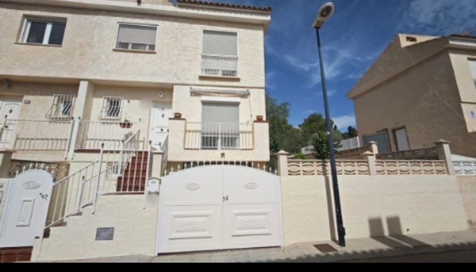 Einfamilien-Reihenhaus zum Verkauf in Carrer Siqueiros, 28, Varadero, La Nucia - Bild 1 Foto 1 von Einfamilien-Reihenhaus zum Verkauf in Carrer Siqueiros, 28, Varadero, La Nucia