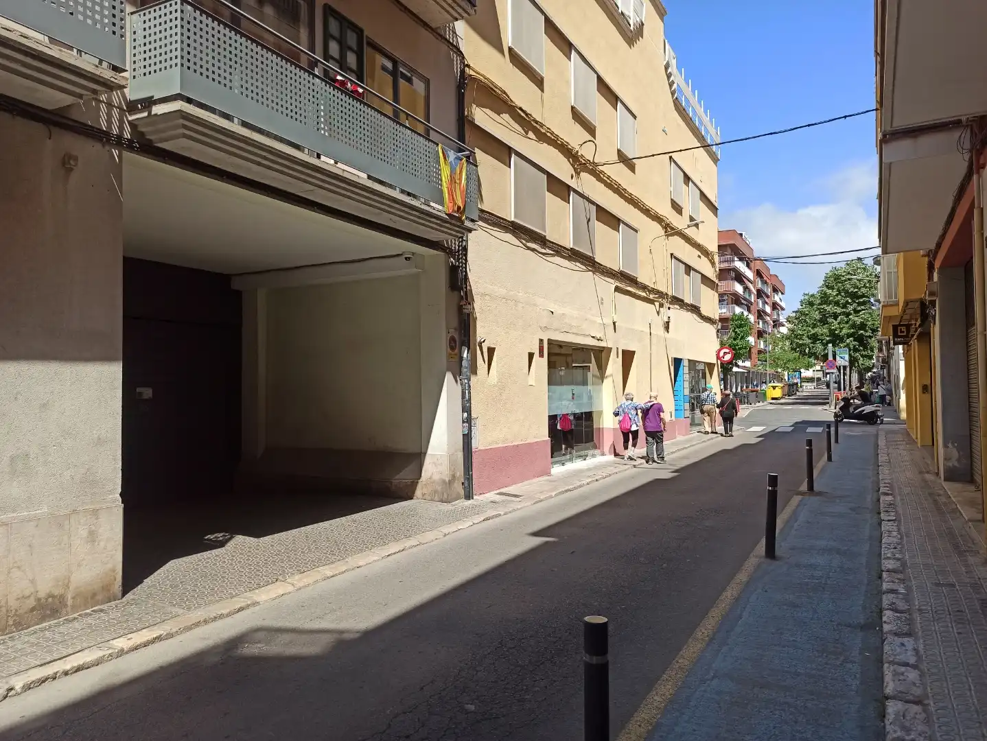 Garage zur Miete in Carrer de Josep Llanza, 28, Centre Vila Außenansicht von Garage zur Miete in Vilanova i la Geltrú
