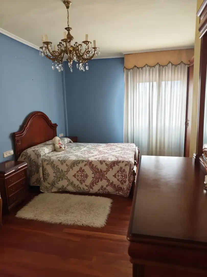 Wohnung zum Verkauf in Barrio Azurleku Auzoa, 7, Santutxu - Basarrate Schlafzimmer von Wohnung zum Verkauf in Bilbao mit Balkon