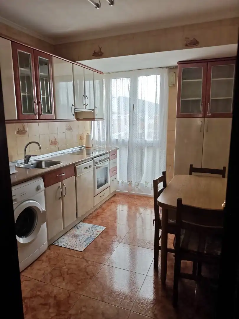 Pis en venda a Barrio Azurleku Auzoa, 7, Santutxu - Basarrate Cuina de Pis en venda en Bilbao amb Balcó