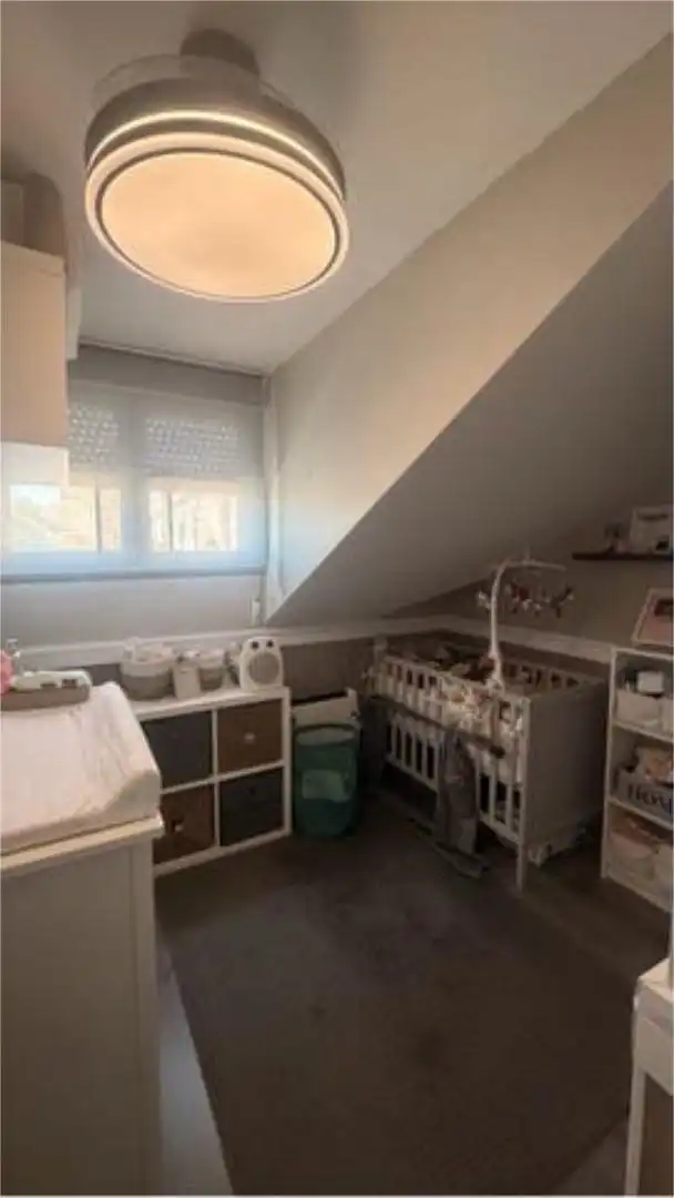 Wohnung zum Verkauf in Sevilla la Nueva Schlafzimmer von Wohnung zum Verkauf in Sevilla la Nueva mit Heizung, Privatgarten und Terrasse