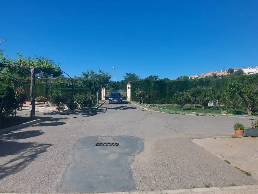 Parking of Houses for sale in Guadix  with Air Conditioner, Terrace and Swimming Pool