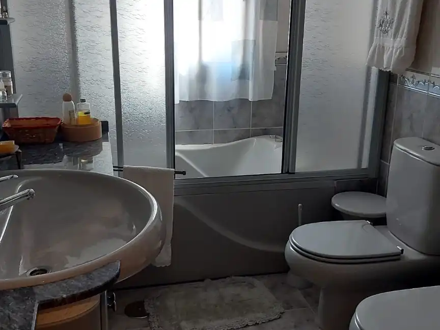 Bathroom of Houses for sale in Guadix  with Air Conditioner, Terrace and Swimming Pool