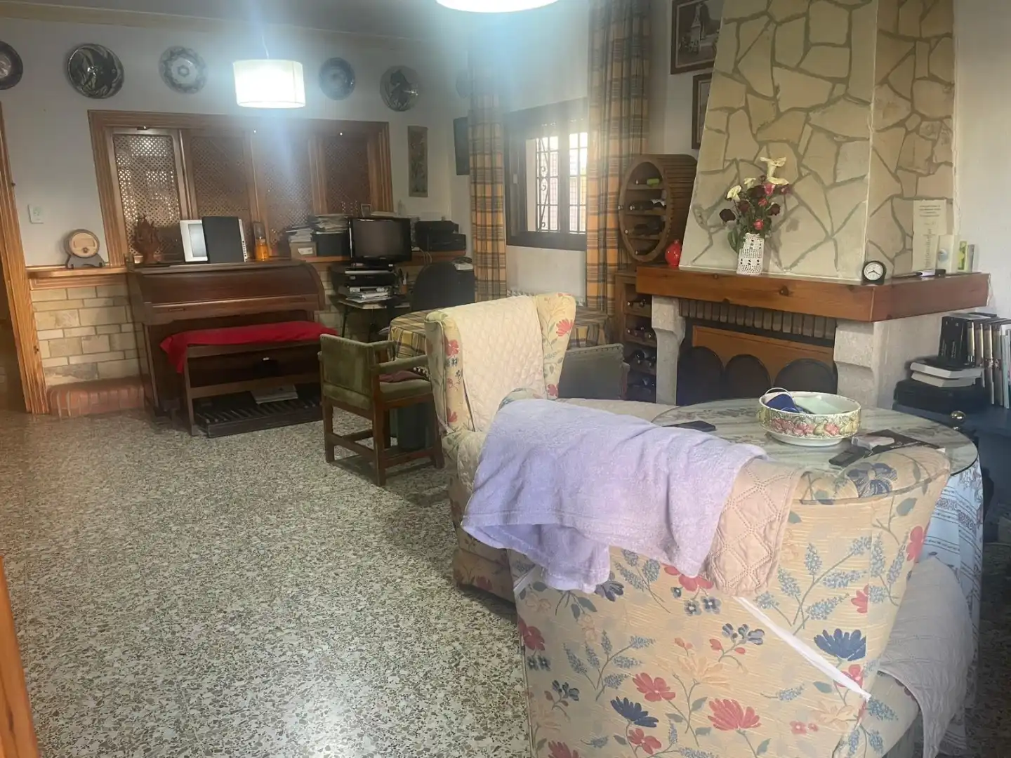 Wohnung zum Verkauf in Guadix mit Klimaanlage, Heizung und Privatgarten