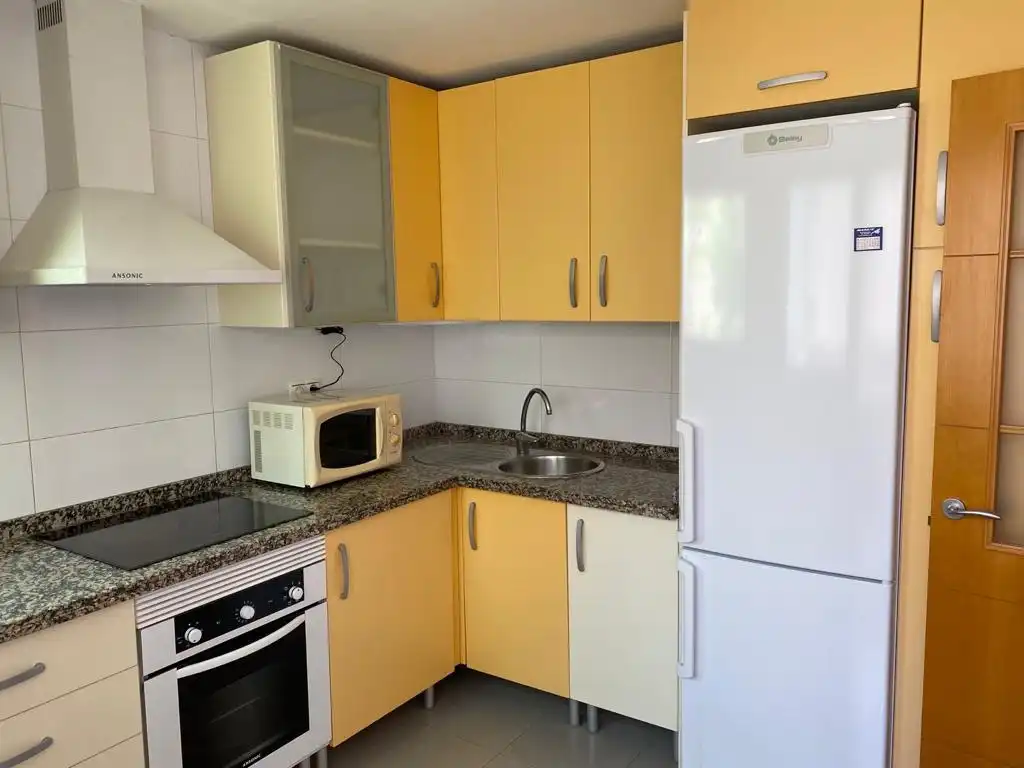 Wohnung zur Miete in Calle del Jalón, 25, Carretera de Cádiz Küche von Wohnung zur Miete in Málaga Capital mit Klimaanlage, Terrasse und Schwimmbad