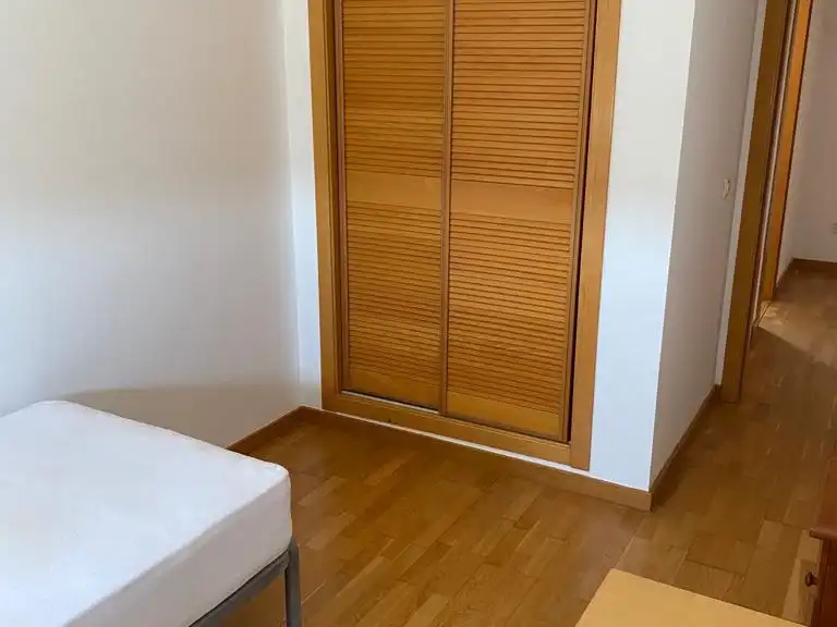 Wohnung zur Miete in Calle del Jalón, 25, Carretera de Cádiz Schlafzimmer von Wohnung zur Miete in Málaga Capital mit Klimaanlage, Terrasse und Schwimmbad