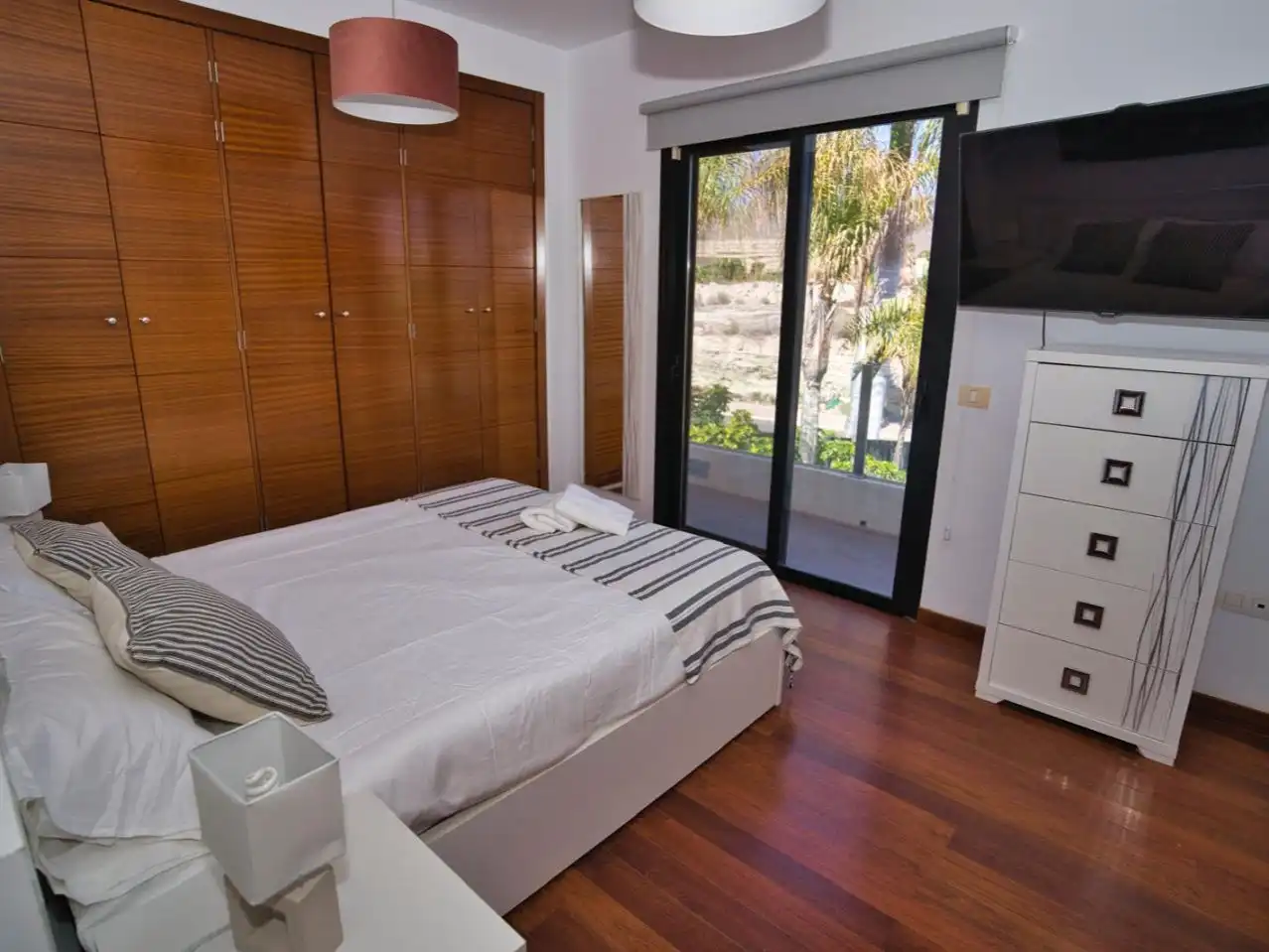 Casa o chalet de alquiler en Calle Francia, 12, La Caldera Habitación de Casa o chalet de alquiler en Adeje con Aire acondicionado, Jardín privado y Parquet