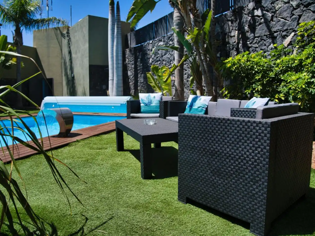 Casa o chalet de alquiler en Calle Francia, 12, La Caldera Terraza de Casa o chalet de alquiler en Adeje con Aire acondicionado, Jardín privado y Parquet