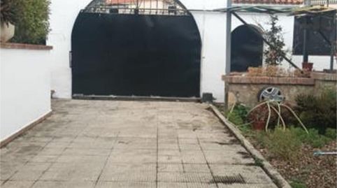 Foto 5 von Einfamilien-Reihenhaus zum Verkauf in Valdepasillas - La Paz - Huerta Rosales, Badajoz Capital