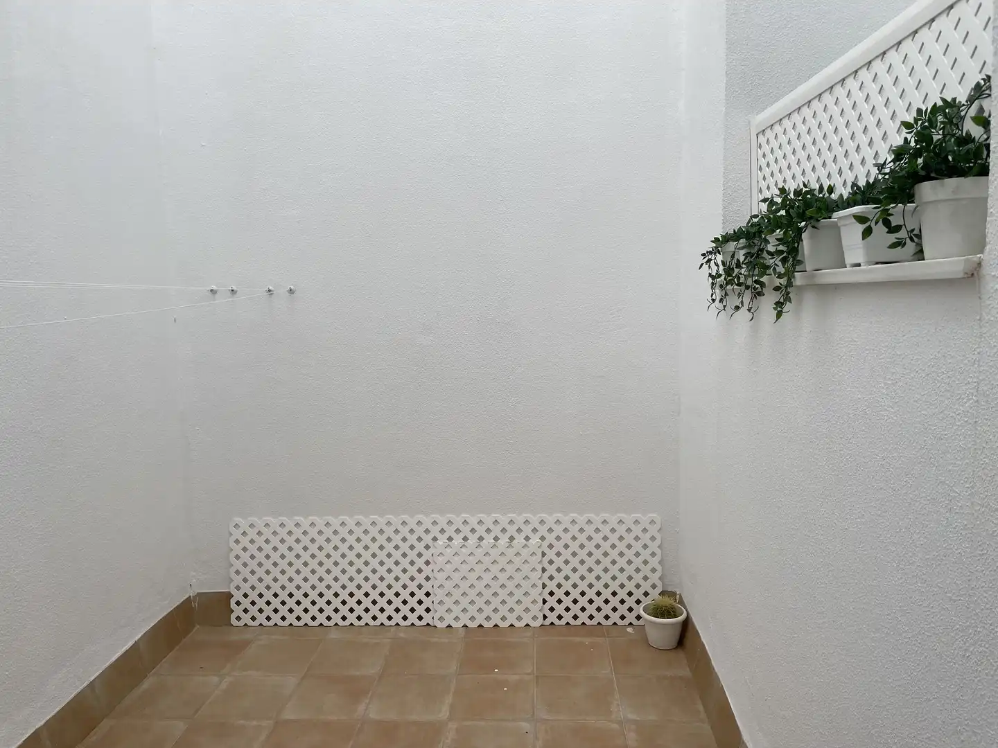Wohnung zur Miete in Calle Laguna del Moral, 4, Bahia Luz - La Forestal Garten von Wohnung zur Miete in Rota mit Terrasse, Schwimmbad und Balkon
