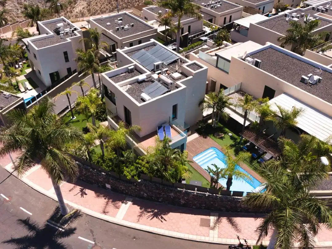 Casa o chalet de alquiler en Calle Francia, 12, La Caldera Vista exterior de Casa o chalet de alquiler en Adeje con Aire acondicionado, Jardín privado y Parquet