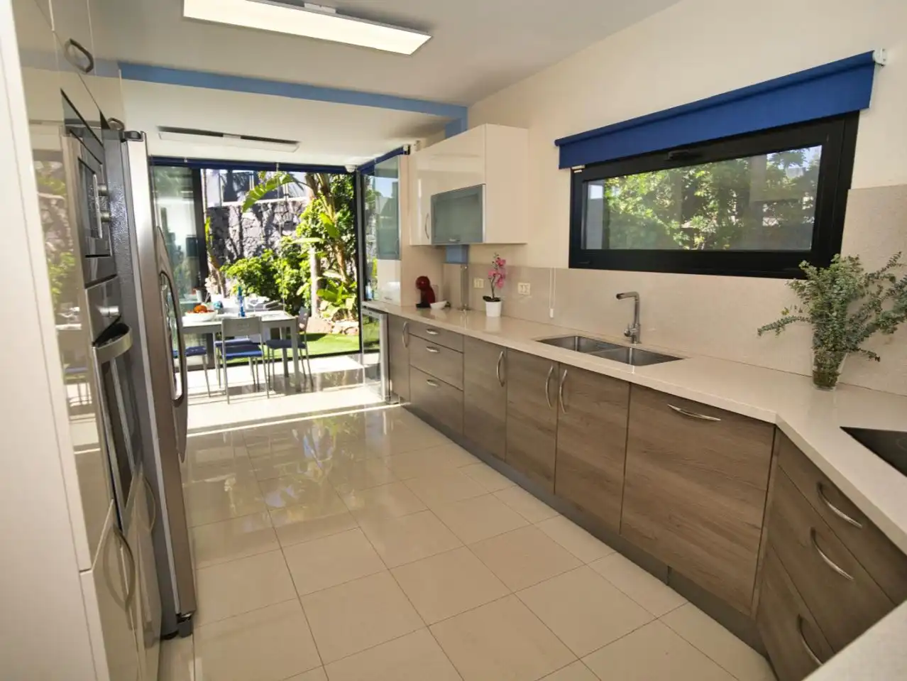Casa o chalet de alquiler en Calle Francia, 12, La Caldera Cocina de Casa o chalet de alquiler en Adeje con Aire acondicionado, Jardín privado y Parquet