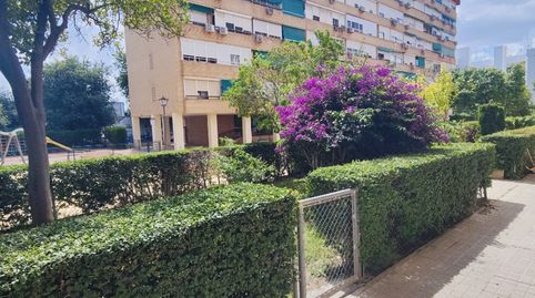 Photo 2 of Flat for sale in Calle Beatriz de Suabia, 146, Barrio del Nervión, Sevilla Capital