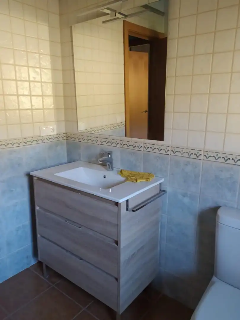 Bathroom of Detached homes for rent in Vozmediano  with Heating, Private garden and Parquet flooring